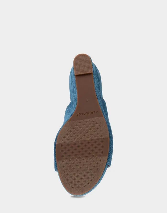 Aerosoles Comfortable Women039s Quilted Heel Footbed Wedge Slide In Denim Fabric Faux Leather Denim Fabric Women Wide Width Sandals