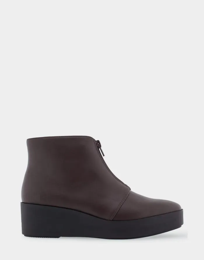 Aerosoles Comfortable Women039s Wedge Heel Ankle Boot In Brown Faux Leather Java Faux Leather Women Ankle Boots Aerosoles Comfortable Women039s Wedge Heel Ankle Boot In Brown Faux Leather Java Faux Leather Women Ankle Boots