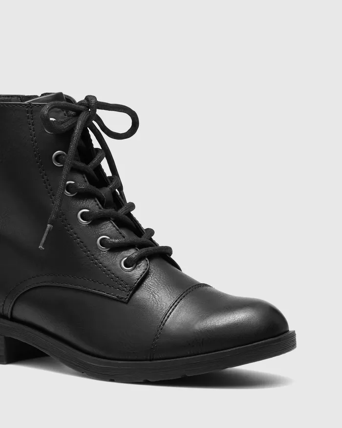 Ankle Boots KAITLYNN BLACK 8211 NOVO Shoes Women Ankle Boots KAITLYNN BLACK 8211 NOVO Shoes Women