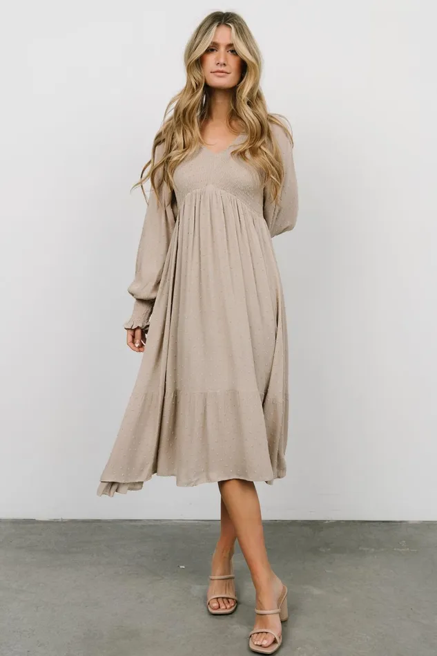 Baltic Born Midi Dresses Women Lainey Smocked Dotted Midi Dress Beige Baltic Born Midi Dresses Women Lainey Smocked Dotted Midi Dress Beige