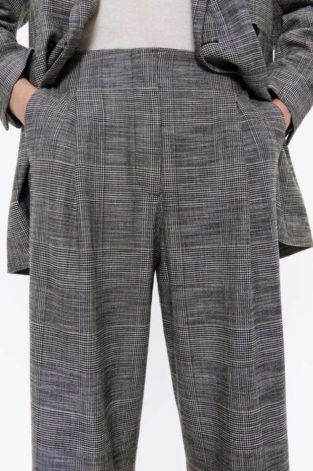 Black Checked Darted Trousers Black Women Bimba Y Lola Total Look