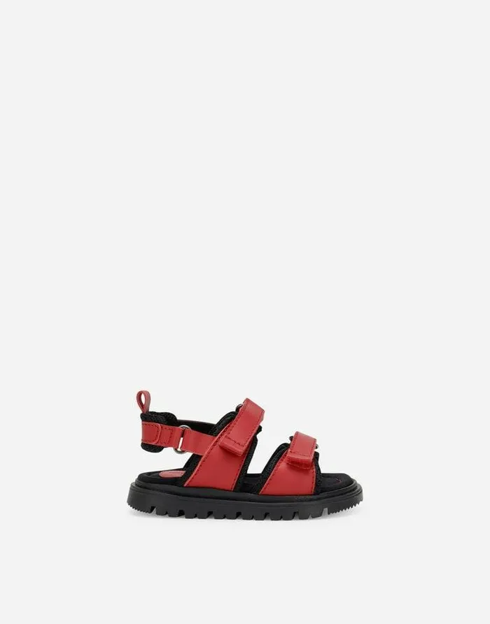 Dolce and Gabbana Shoes For First Steps 1926 Children Calfskin Sandals With DG Logo Red Dolce and Gabbana Shoes For First Steps 1926 Children Calfskin Sandals With DG Logo Red