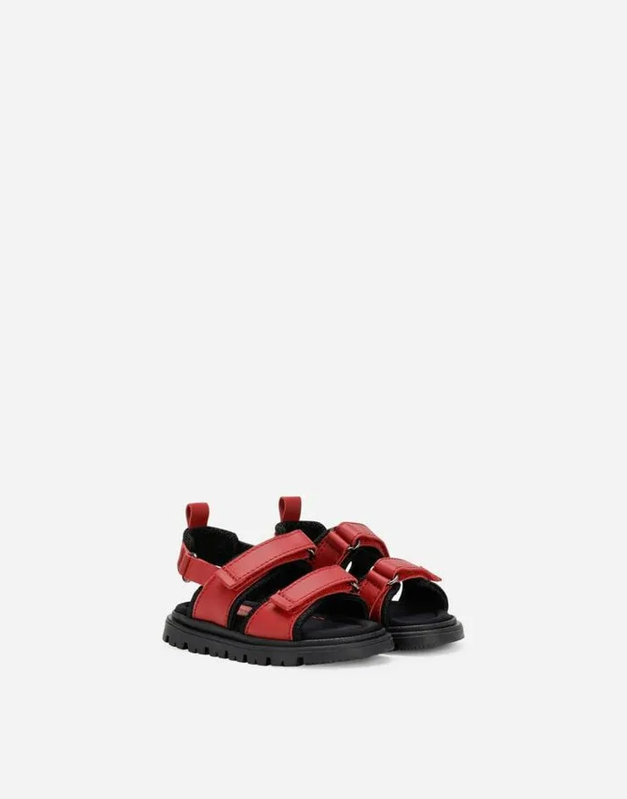 Dolce and Gabbana Shoes For First Steps 1926 Children Calfskin Sandals With DG Logo Red Dolce and Gabbana Shoes For First Steps 1926 Children Calfskin Sandals With DG Logo Red