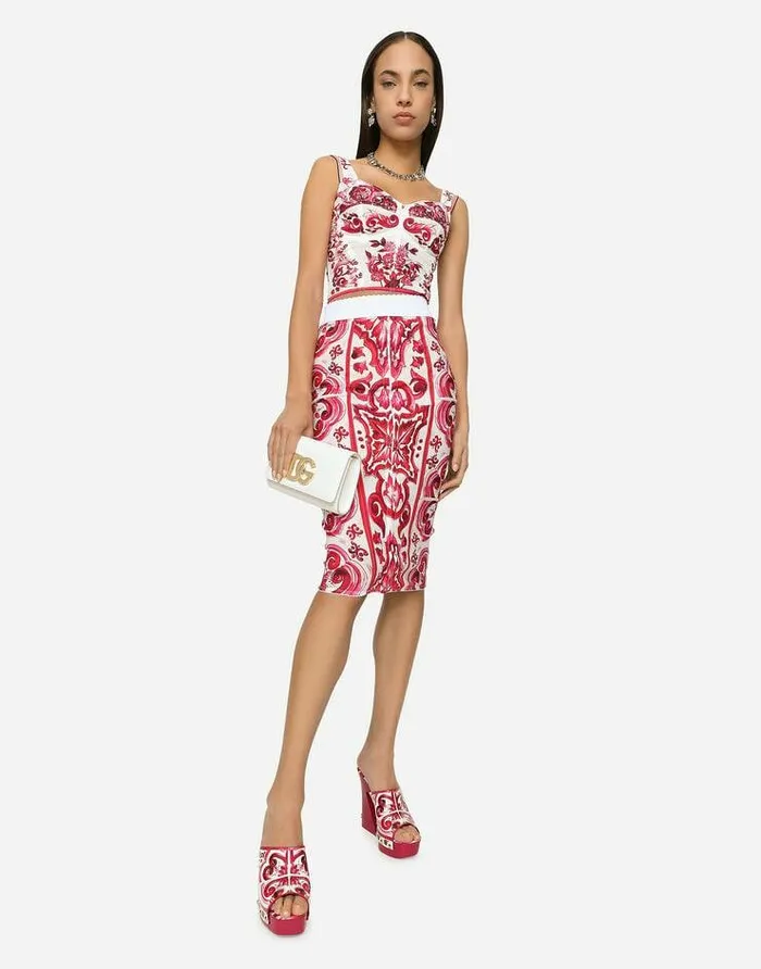Dolce and Gabbana Skirts Women Majolicaprint Marquisette Pencil Skirt Multicolor Dolce and Gabbana Skirts Women Majolicaprint Marquisette Pencil Skirt Multicolor