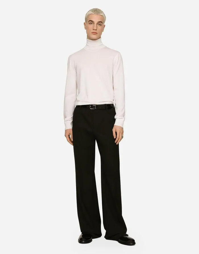 Dolce and Gabbana Sweaters And Cardigans Men Turtleneck Sweater In Extrafine Virgin Wool White Dolce and Gabbana Sweaters And Cardigans Men Turtleneck Sweater In Extrafine Virgin Wool White