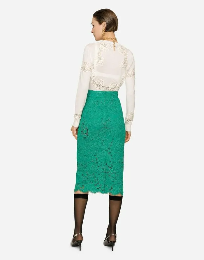Dolce and Gabbana Sweaters And Cardigans Women Cashmere And Silk Cardigan With Lace Inlay White Dolce and Gabbana Sweaters And Cardigans Women Cashmere And Silk Cardigan With Lace Inlay White