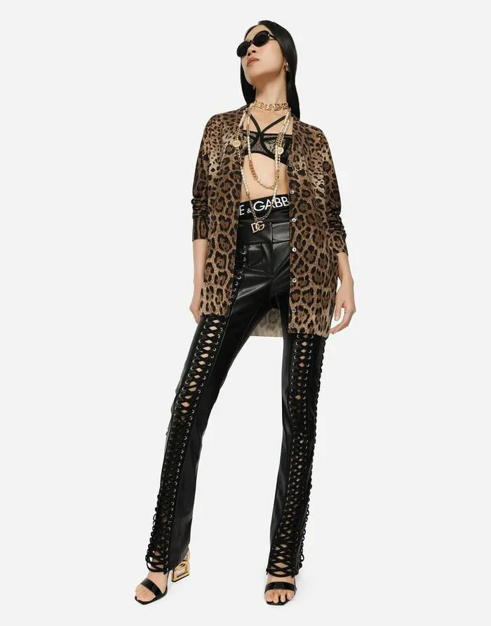 Dolce and Gabbana Sweaters And Cardigans Women Leopardprint Cashmere Cardigan Multicolor Dolce and Gabbana Sweaters And Cardigans Women Leopardprint Cashmere Cardigan Multicolor