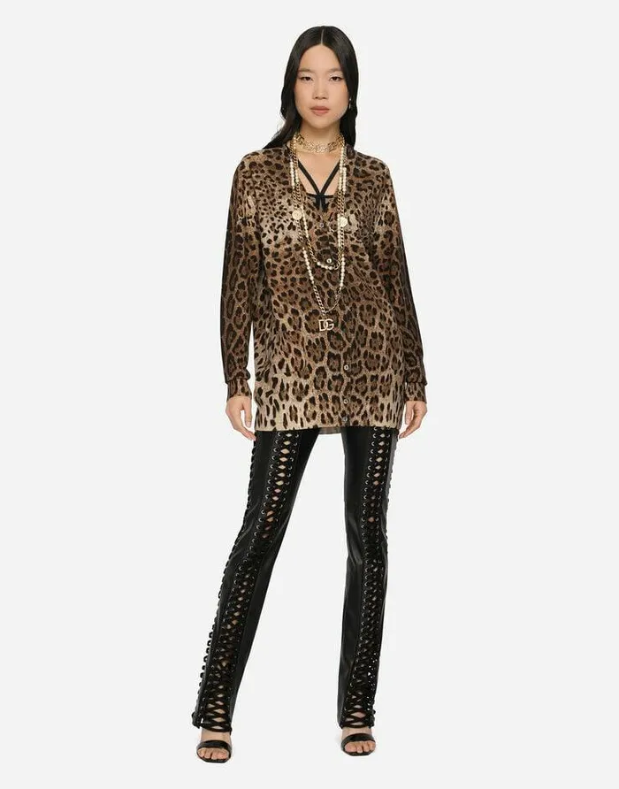 Dolce and Gabbana Sweaters And Cardigans Women Leopardprint Cashmere Cardigan Multicolor Dolce and Gabbana Sweaters And Cardigans Women Leopardprint Cashmere Cardigan Multicolor