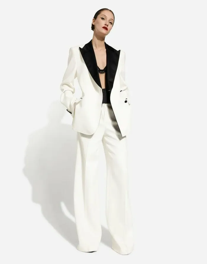 Dolce and Gabbana Trousers And Shorts Women Flared Double Crepe Pants White Dolce and Gabbana Trousers And Shorts Women Flared Double Crepe Pants White