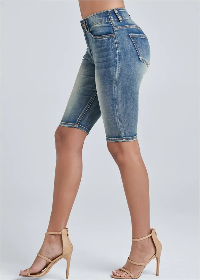 ELASTIC WASITBAND BERMUDA Medium Wash Women VENUS Shorts ELASTIC WASITBAND BERMUDA Medium Wash Women VENUS Shorts