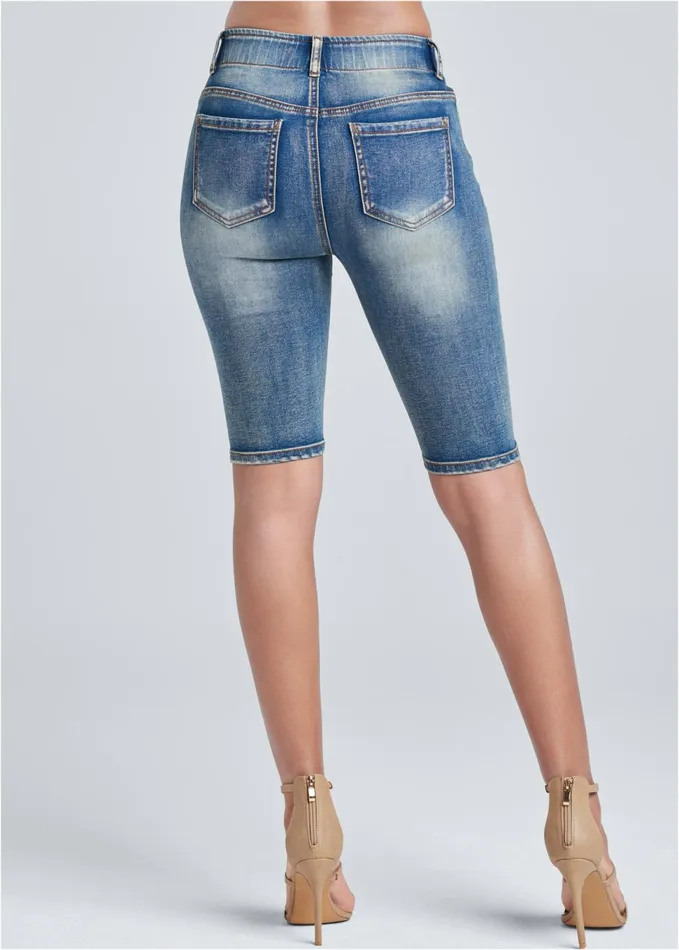 ELASTIC WASITBAND BERMUDA Medium Wash Women VENUS Shorts ELASTIC WASITBAND BERMUDA Medium Wash Women VENUS Shorts