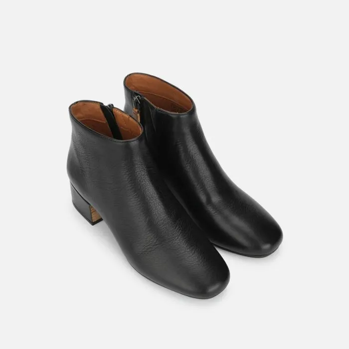 Ella Leather Block Heel Bootie Black Women Kenneth Cole Boots Booties