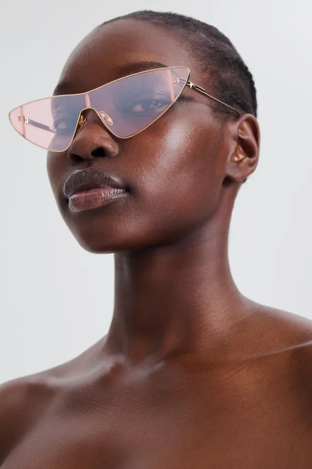 Eyewear Women Scanlan Theodore ST METAL CAT SHIELD SUNGLASSES Lightgold