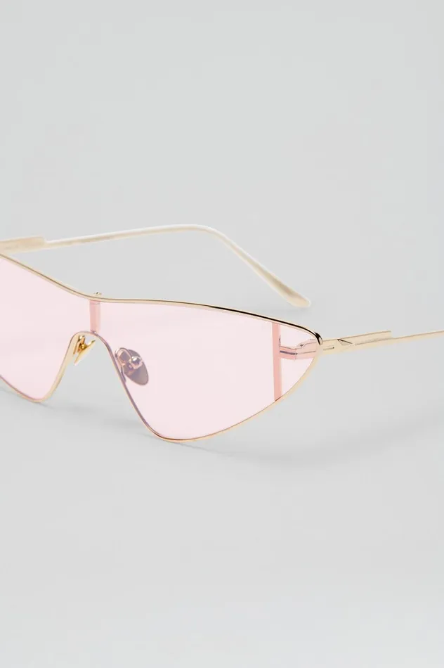 Eyewear Women Scanlan Theodore ST METAL CAT SHIELD SUNGLASSES Lightgold Eyewear Women Scanlan Theodore ST METAL CAT SHIELD SUNGLASSES Lightgold