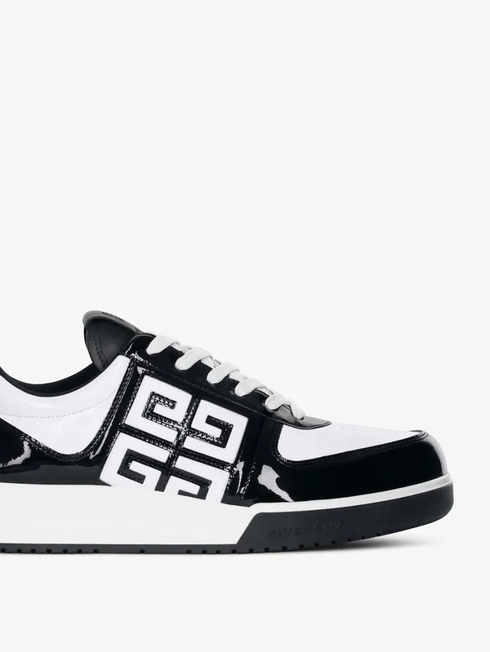 Givenchy G4 Sneakers In Patent Leather Blackwhite Men Sneakers Givenchy G4 Sneakers In Patent Leather Blackwhite Men Sneakers