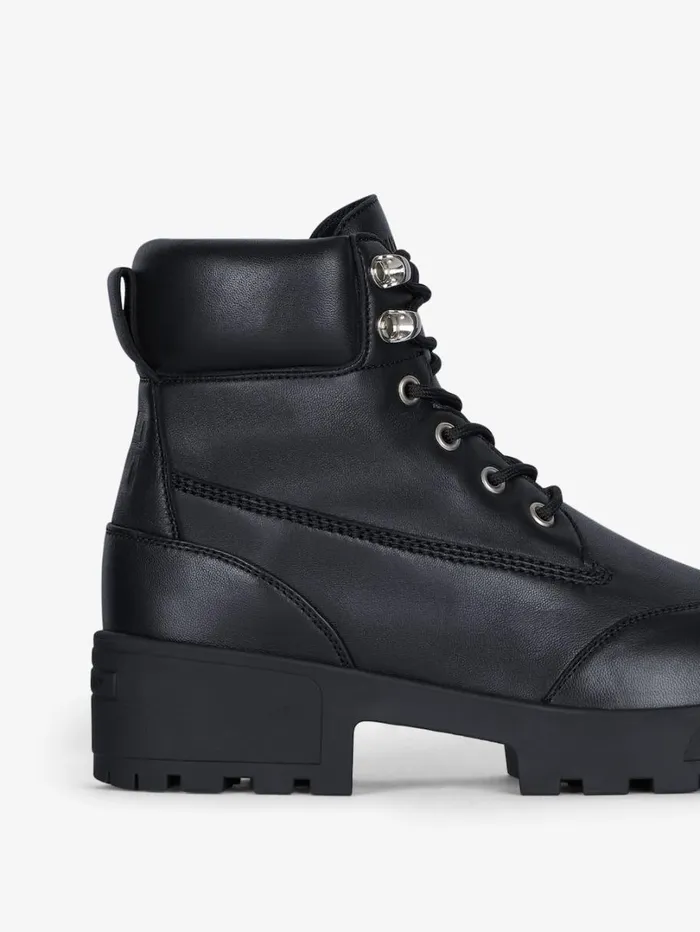Givenchy Trekker Ankle Workboots In Leather Black Women Boots and Booties