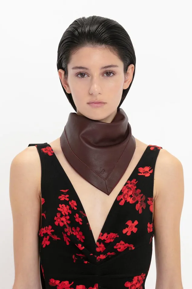 Hats and Scarves Women Victoria Beckham Leather Scarf In Bordeaux Hats and Scarves Women Victoria Beckham Leather Scarf In Bordeaux