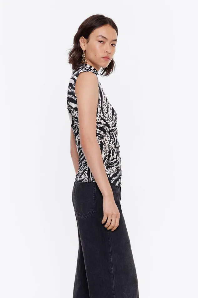 Ivory Zebra Fitted Top Zebra Ivory Women Bimba Y Lola Total Look Ivory Zebra Fitted Top Zebra Ivory Women Bimba Y Lola Total Look