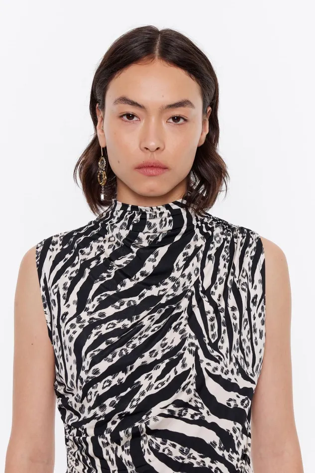 Ivory Zebra Fitted Top Zebra Ivory Women Bimba Y Lola Total Look Ivory Zebra Fitted Top Zebra Ivory Women Bimba Y Lola Total Look