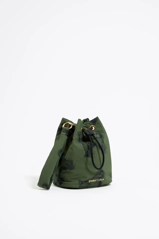 Khaki Pencil Greyhound Print Nylon Bucket Bag Galgo Lapiz Green Women Bimba Y Lola Mini Bags Khaki Pencil Greyhound Print Nylon Bucket Bag Galgo Lapiz Green Women Bimba Y Lola Mini Bags