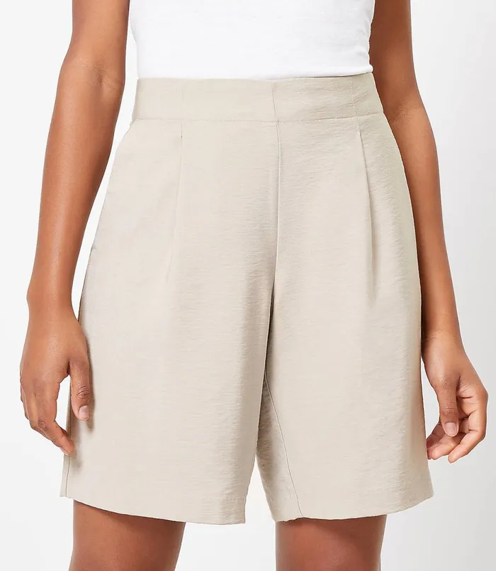 LOFT Textured Fluid Bermuda Shorts Sweet Cashew Women Shorts