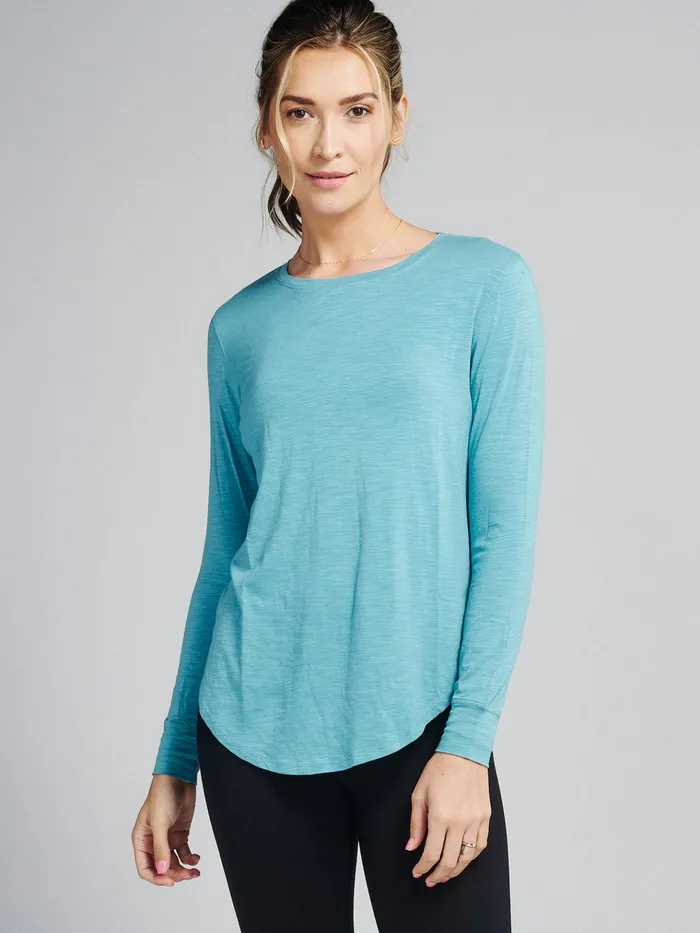 Lounge Women Tasc Performance Longline Long Sleeve Shirts