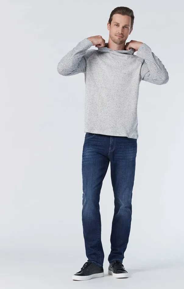 Marcus Slim Straight Leg In Dark Williamsburg Men Mavi Jeans Denim