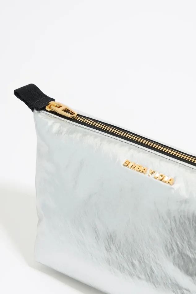 Medium Silver Metallic Fabric Trapezium Makeup Case Silver Women Bimba Y Lola Vanity Pouches Medium Silver Metallic Fabric Trapezium Makeup Case Silver Women Bimba Y Lola Vanity Pouches