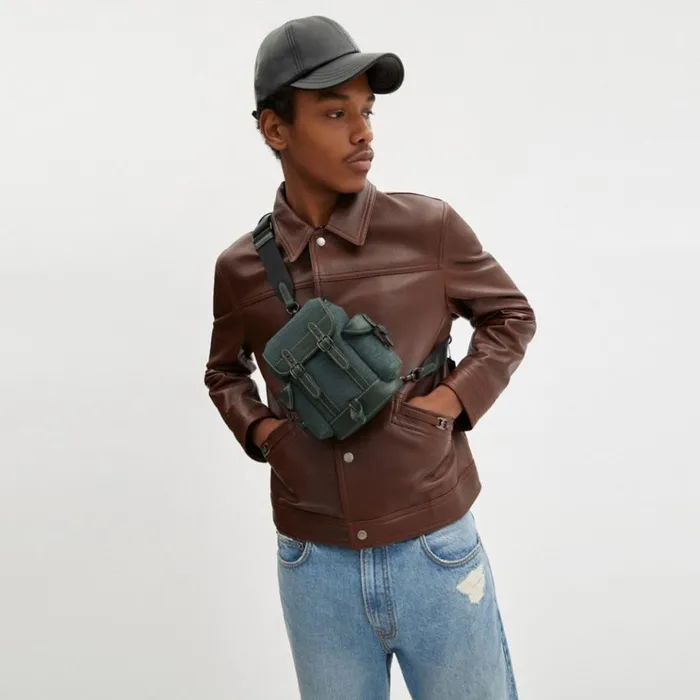 Men Backpacks Coach Hitch Backpack 13 In Micro Signature Jacquard Amazon Green Men Backpacks Coach Hitch Backpack 13 In Micro Signature Jacquard Amazon Green