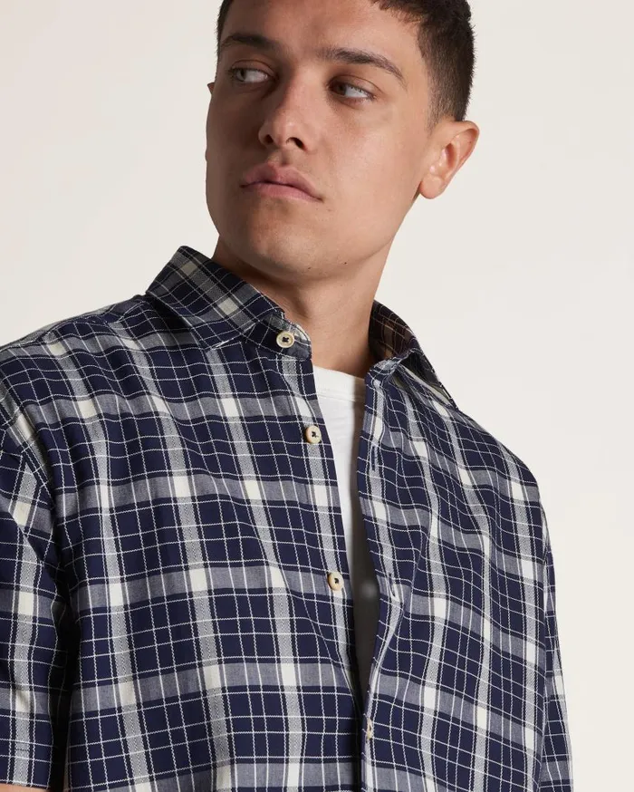 Men Ben Sherman Heritage Check Shirts Textured Check ShortSleeve Shirt