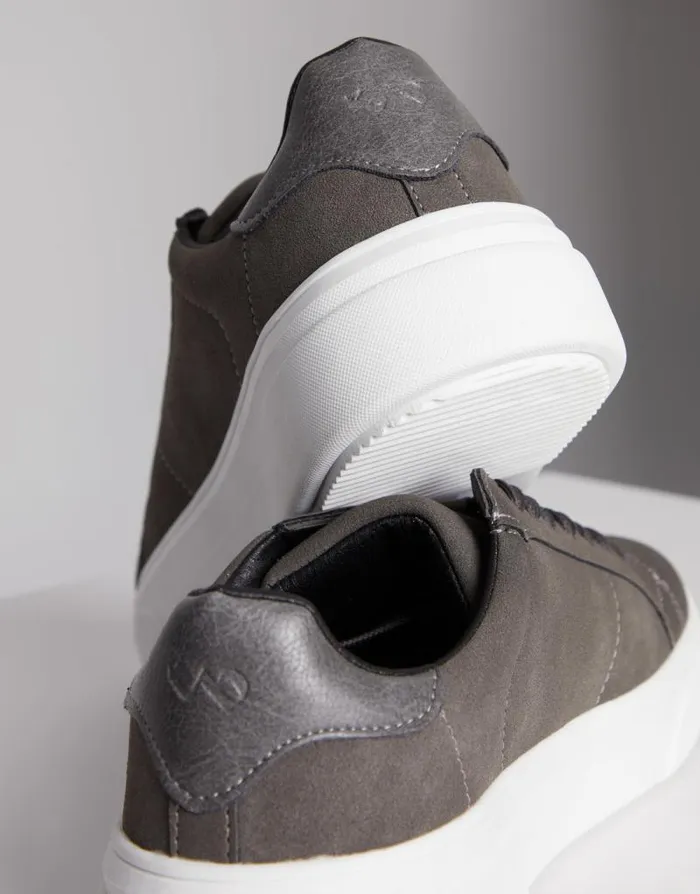 Men Charcoal Raised Sole Court Trainers Threadbare Trainers