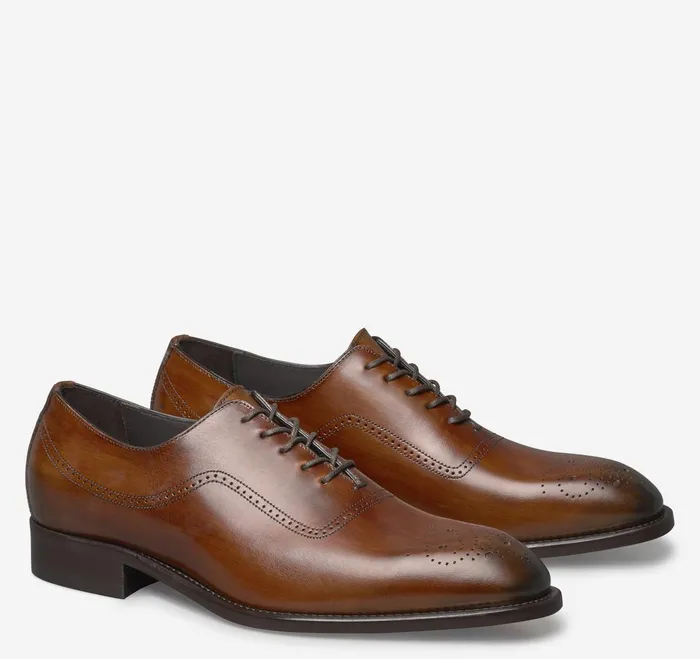 Men Ellsworth Plain Toe Medallion Brown Italian Calfskin JohnstonandMurphy Dress Shoes