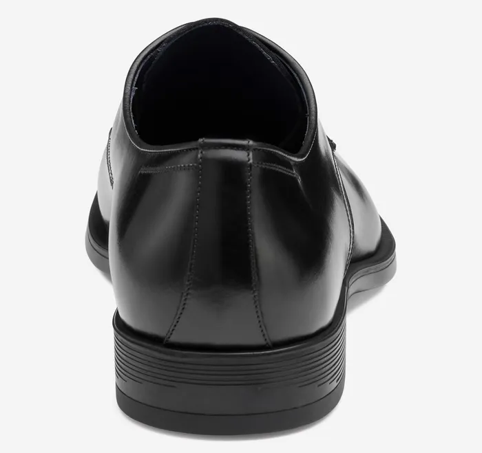 Men Flynch Plain Toe Black Italian Calfskin JohnstonandMurphy LaceUps Men Flynch Plain Toe Black Italian Calfskin JohnstonandMurphy LaceUps