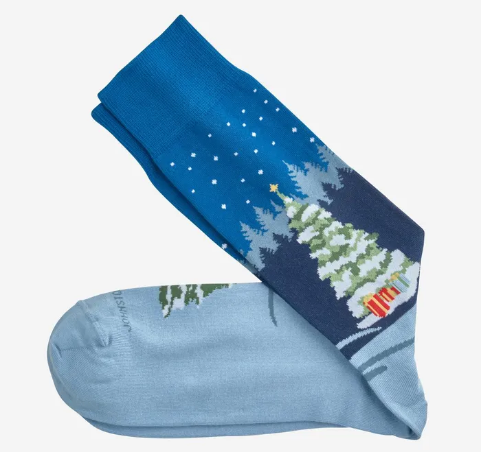 Men Pima Cotton HolidayThemed Socks Blue Holiday Theme JohnstonandMurphy Socks