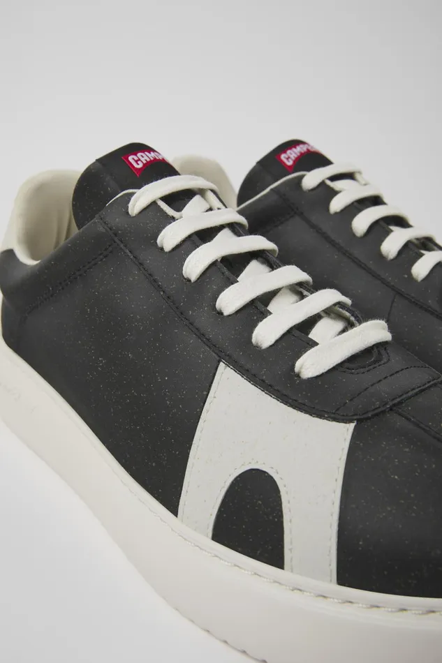 Men Runner K21 MIRUM Black And White Sneakers Camper Sneakers