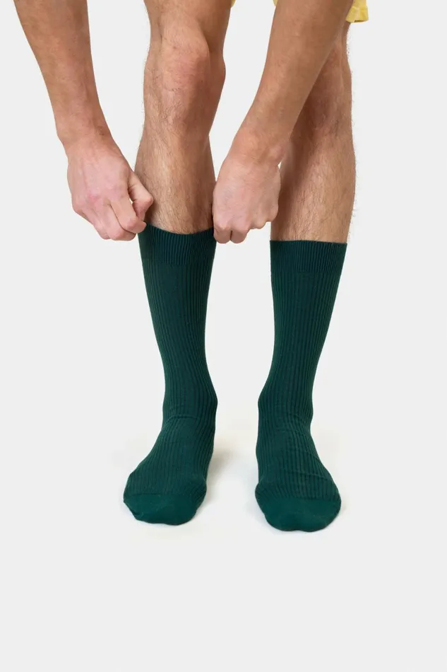 Men Socks and Colorful Standard Merino Wool Blend Sock Scarlet Red
