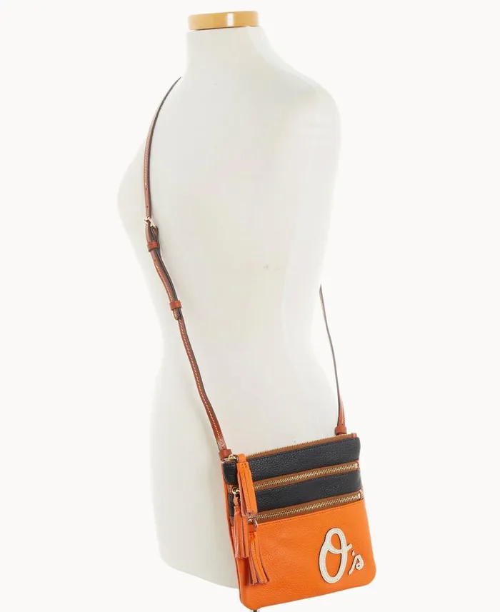 MLB Orioles Triple Zip Crossbody Orioles Woman Dooney and Bourke Crossbodies MLB Orioles Triple Zip Crossbody Orioles Woman Dooney and Bourke Crossbodies