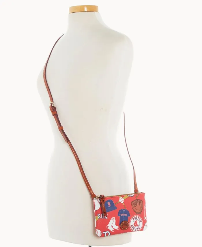 MLB Red Sox Top Zip Crossbody Red Sox Woman Dooney and Bourke Crossbodies