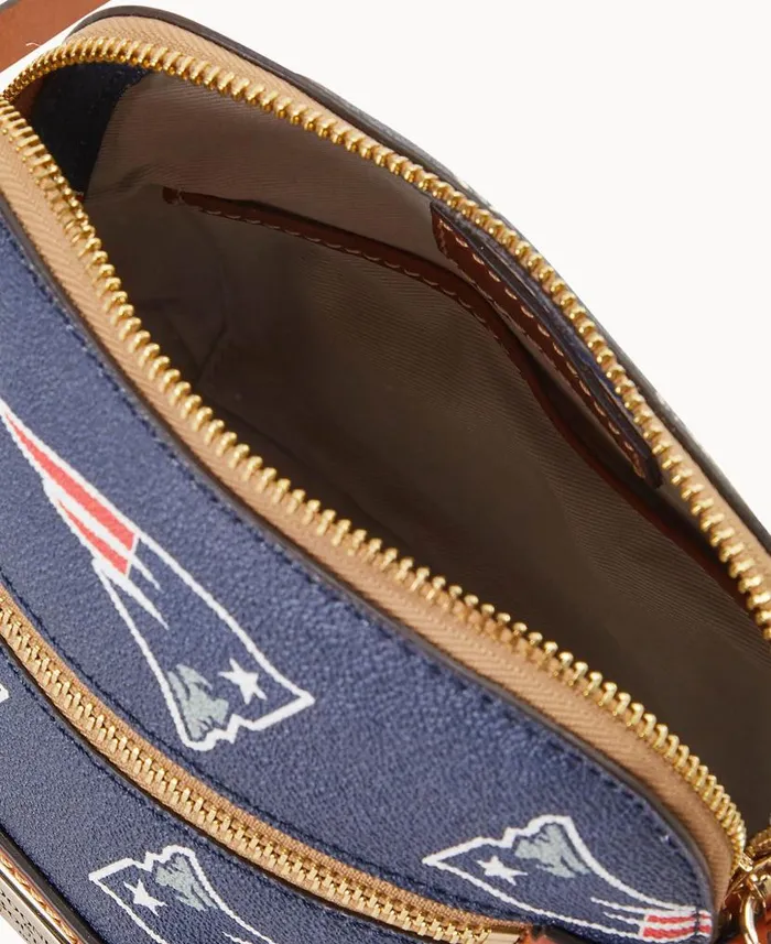 NFL Patriots Domed Crossbody Patriots Woman Dooney and Bourke Crossbodies NFL Patriots Domed Crossbody Patriots Woman Dooney and Bourke Crossbodies