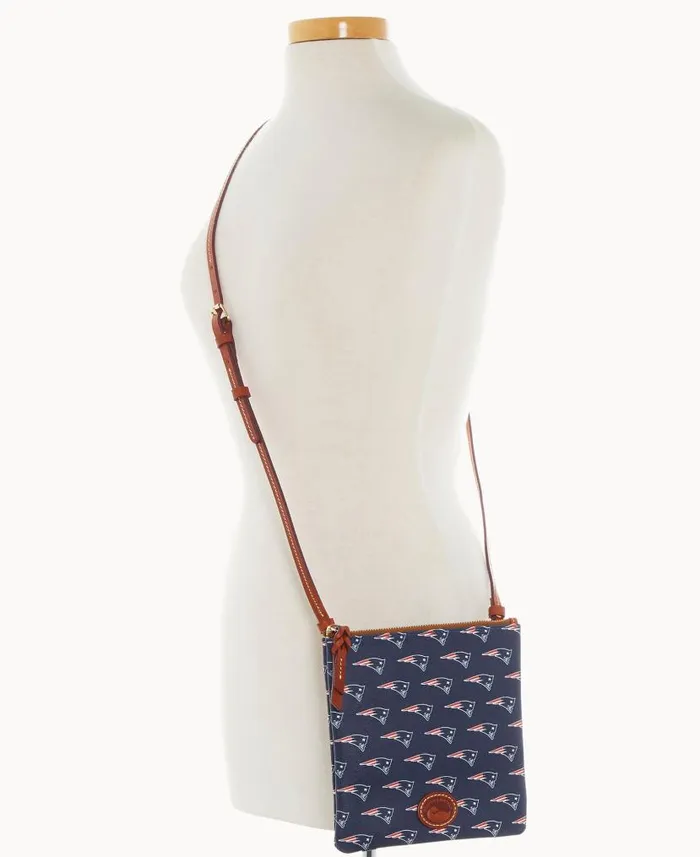 NFL Patriots North South Top Zip Crossbody Patriots Woman Dooney and Bourke Crossbodies