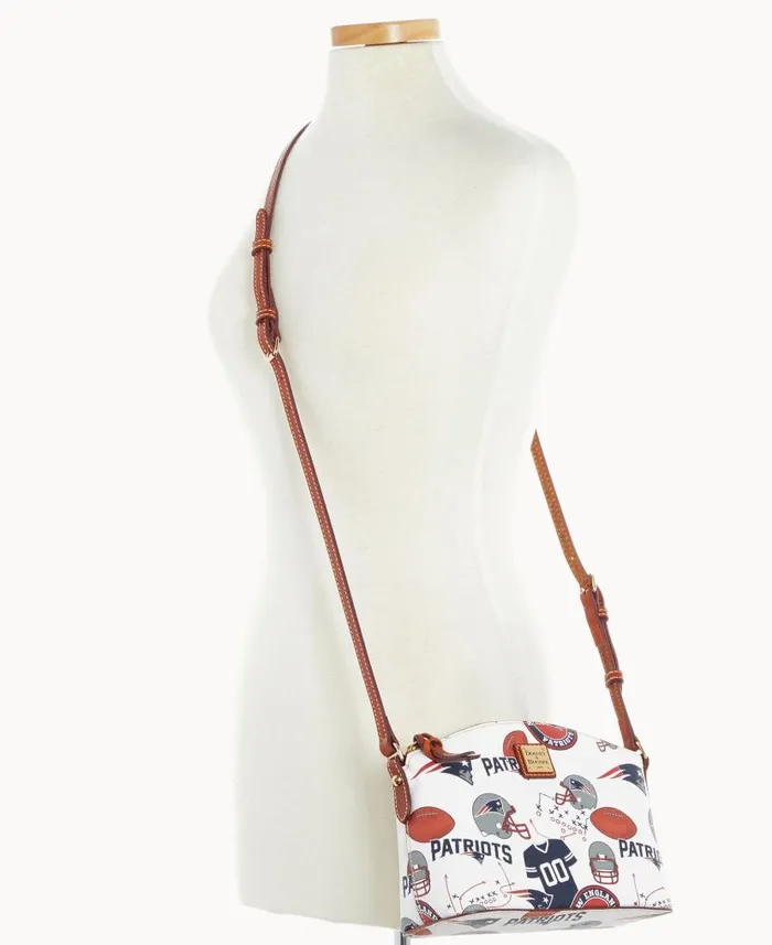 NFL Patriots Suki Crossbody Patriots Woman Dooney and Bourke Crossbodies NFL Patriots Suki Crossbody Patriots Woman Dooney and Bourke Crossbodies