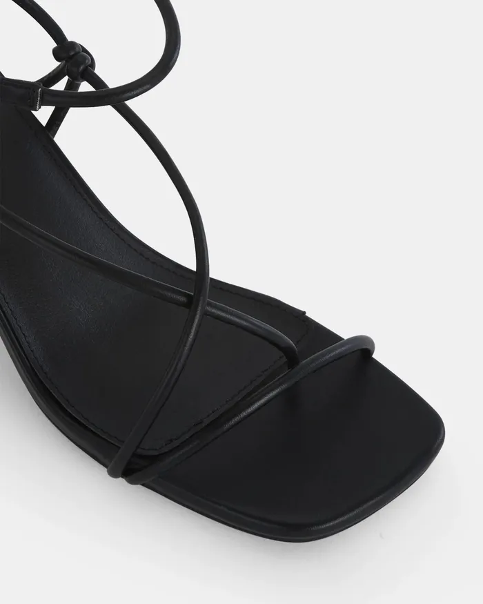 Party Women NOVO Shoes UMBRIA BLACK Kitten Heels