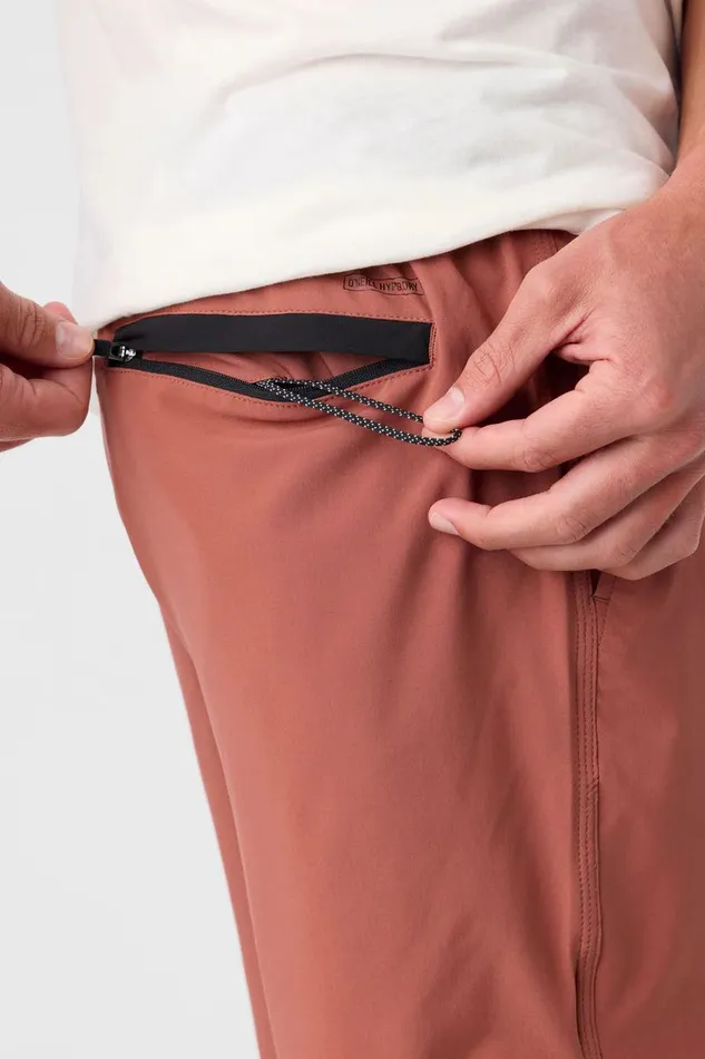 PERFORM LINED 17034 ATHLETIC SHORTS Mahogany Men O039NEILL Clothing