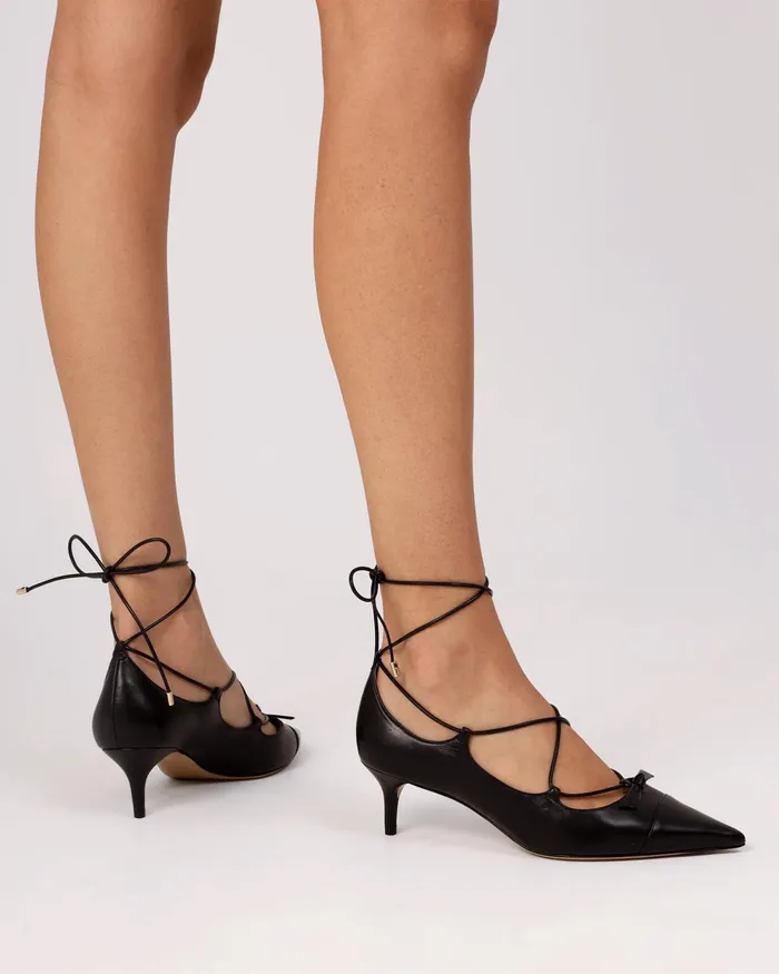 Pumps Women Alexandre Birman Slim Clarita Lace Up Pointed Toe Kitten Heels Black