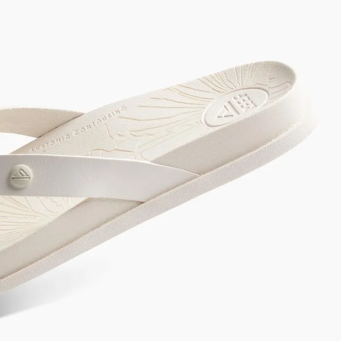 Reef Flip Flops Cushion Porto Cruz Whisper White 8211 Women Reef Flip Flops Cushion Porto Cruz Whisper White 8211 Women