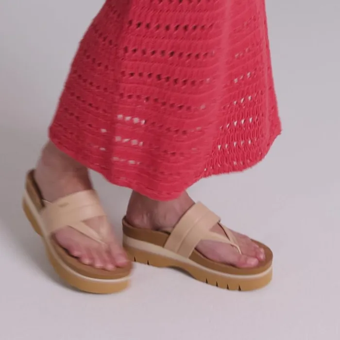 Reef Sandals Vista Higher Lennox Seashell 8211 Women Reef Sandals Vista Higher Lennox Seashell 8211 Women