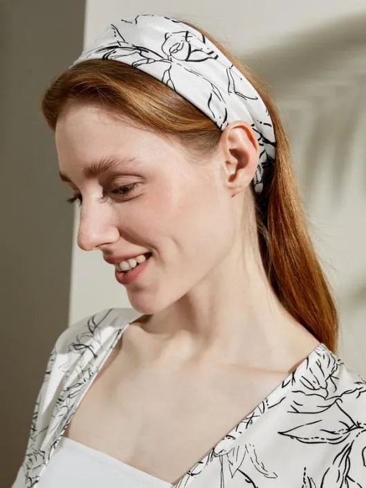 Silk Square Scarf With Black White Floral Print Affordable Luxury Women Wraps Lilysilk Scarves Silk Square Scarf With Black White Floral Print Affordable Luxury Women Wraps Lilysilk Scarves