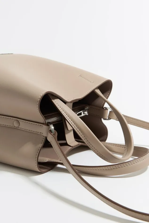 Small Light Gray Leather Chihuahua Bag Light Grey Women Bimba Y Lola Crossbody Bags