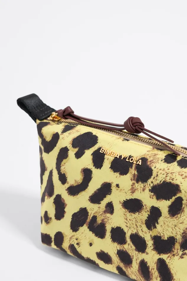 Small Yellow Animal Nylon Trapezium Makeup Case Animal Print Yellow Women Bimba Y Lola Vanity Pouches Small Yellow Animal Nylon Trapezium Makeup Case Animal Print Yellow Women Bimba Y Lola Vanity Pouches