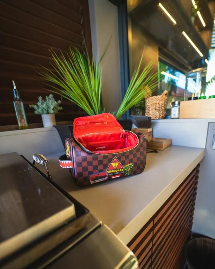 SPRAYGROUND GLOBAL MOGUL TOILETRY BAG Bags
